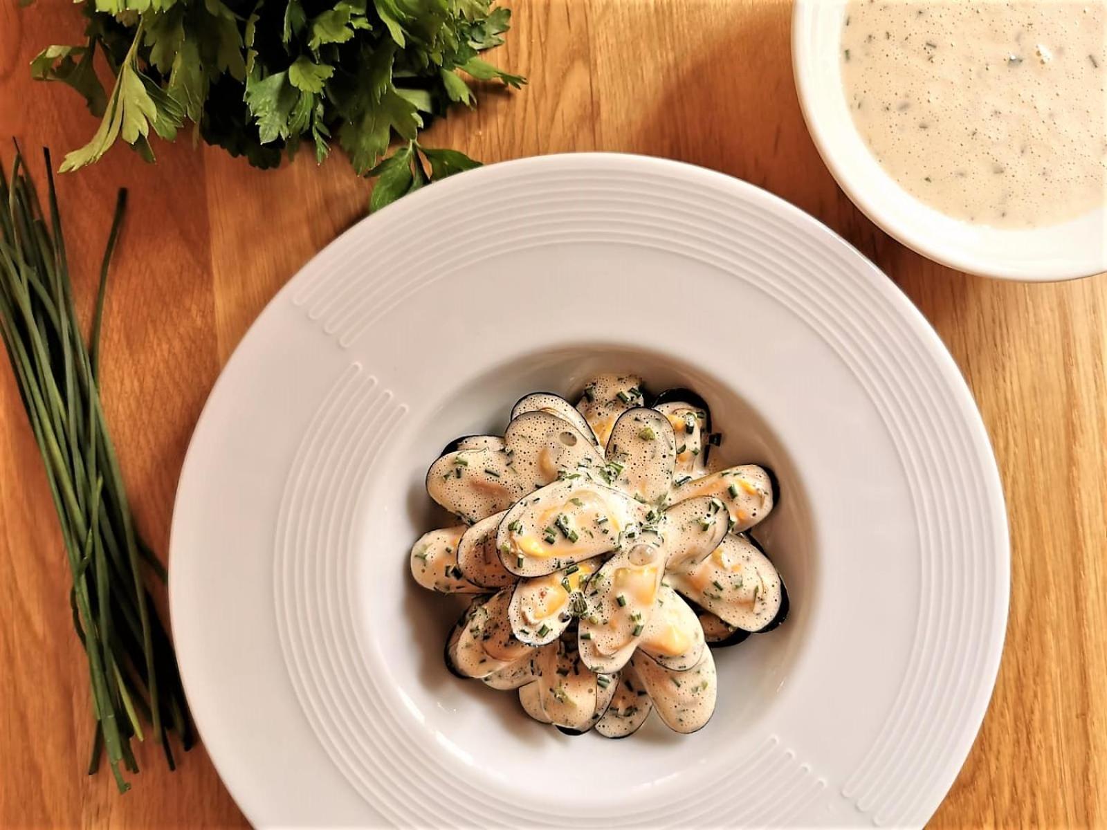 Logis Hotel - Restaurant Maison Claude Darroze 랑공 외부 사진