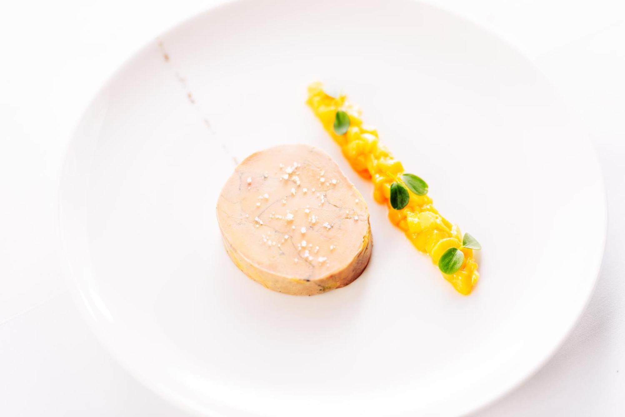 Logis Hotel - Restaurant Maison Claude Darroze 랑공 외부 사진